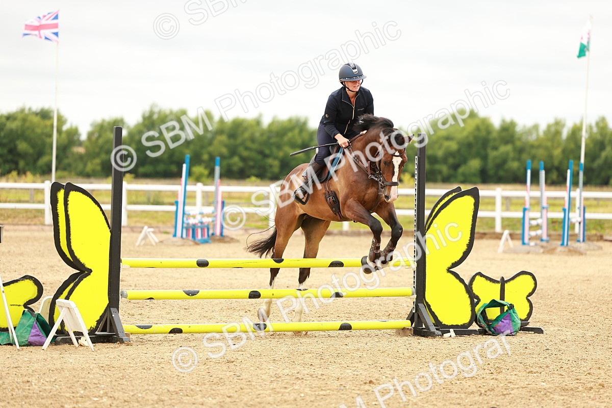 SBM_001512 - Class 8 - Clear Round