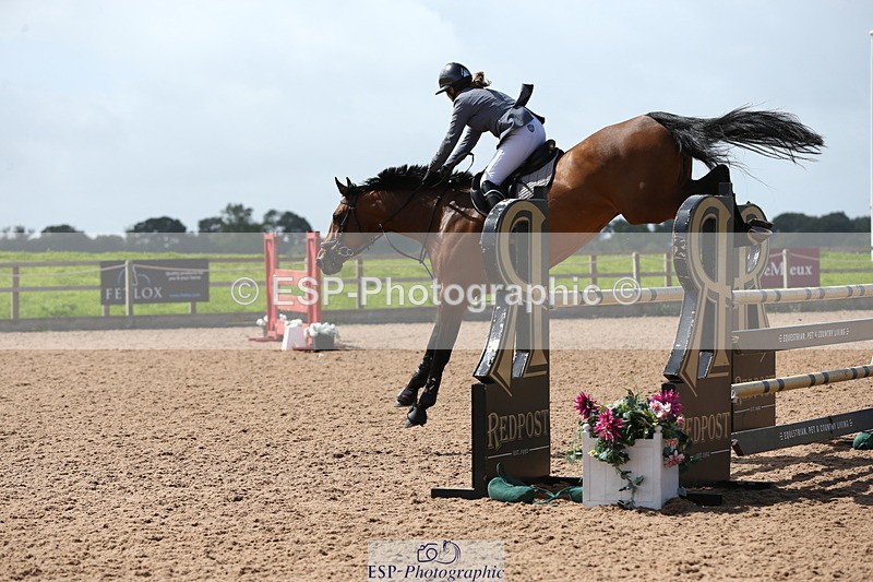 230812A-122841-08946 - Cls 32 Foxhunter