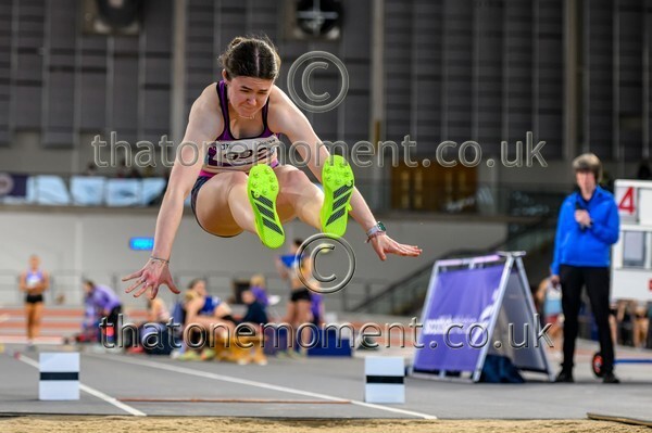 SeniorInd25-918688 - Field Female