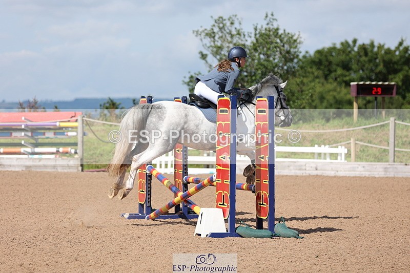 240714A-095504-01632 - Cls 3 A&B Pony BN & 80cm Open