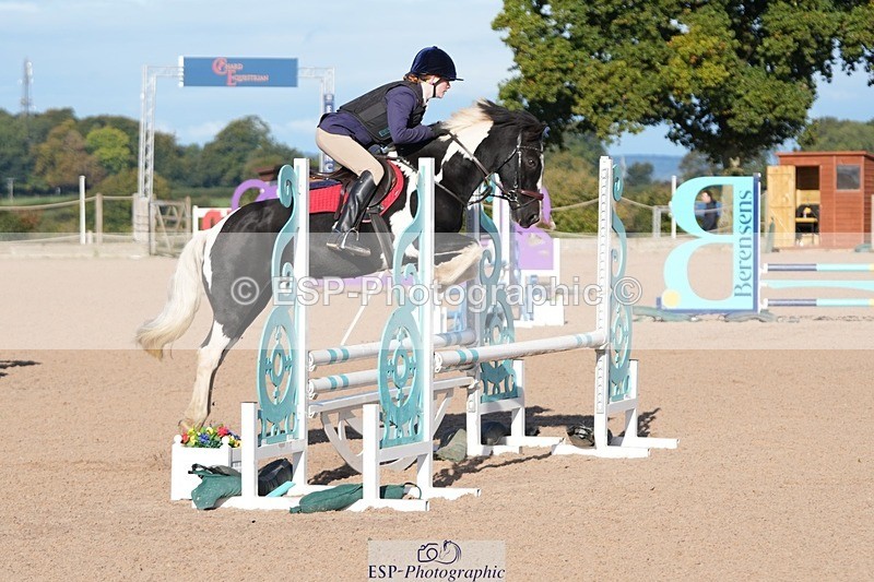 250921-093600-02004 - Cls 2 Pony Intro 70cm