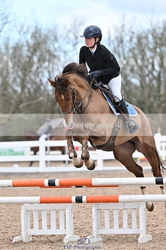 250328-110147-01361 - Cls 8 British Novice and 90cm