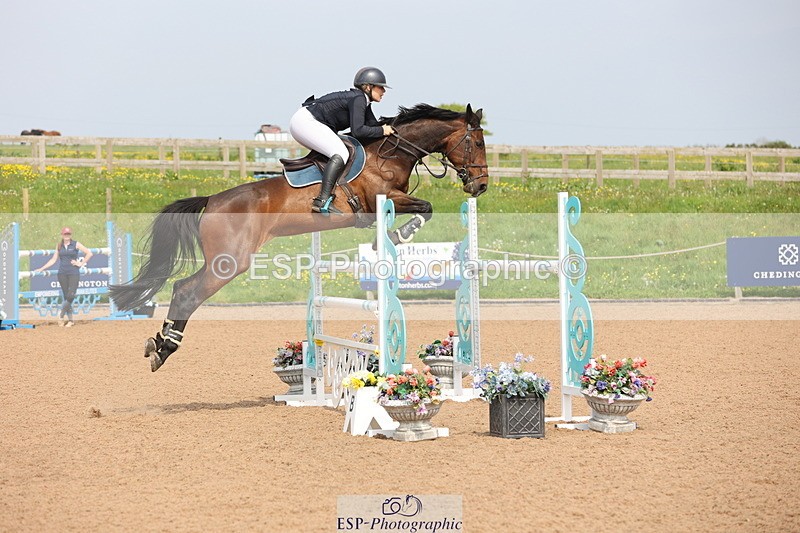 240511A-154350-14796 - Cls 36 National 1.30m Open