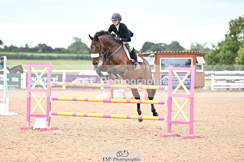 250820B-135733-00837 - Cls 6 Foxhunter and 1.20m Open