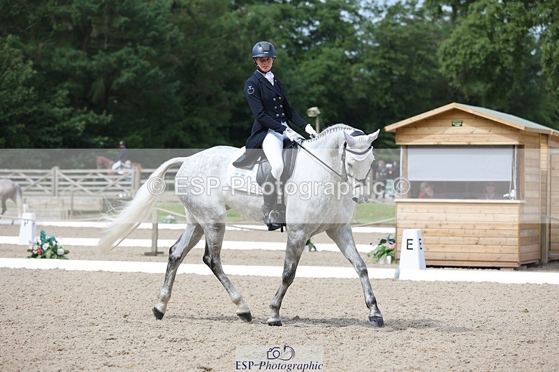 240524-110108-07573 - 267-VAN_KAUNITZ-Jemima_Howden