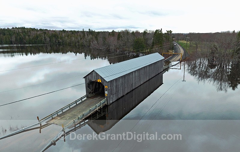 Starkey Covered Bridge Long Creek Codys Spring Flood 2018 NB Canada - Extreme Weather