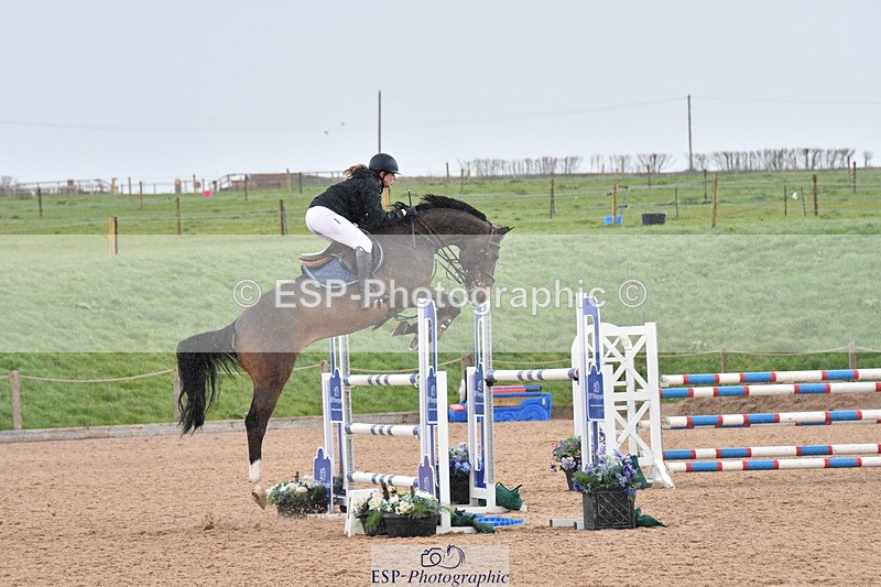 240315A-132807-01193 - Cls 4 Snr 1.20m Open