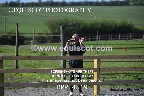 BPP_4519 - CLASS 9 Senior Newcomers/ 1.10m Open