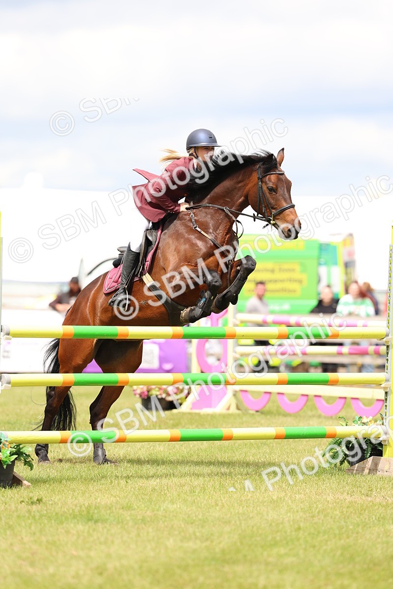 SBM_13909 - Class 206 - Senior Newcomers - 1.10m Open
