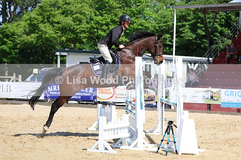 3E7A5523 - Class 4: Senior BN/90cm open