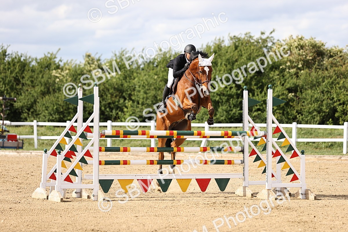 SBM_003657 - Class 13 - Senior Foxhunter - 1.20m