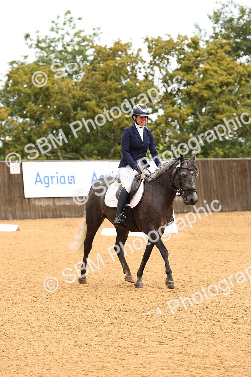 SBM_00597 - D1 - Small Tour Championship Intro 1