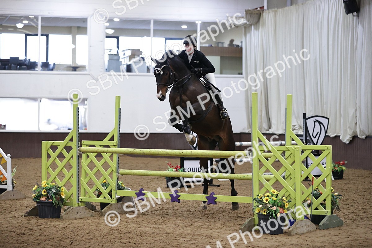 SBM_001521 - Class 4 - Senior Newcomers/ 1.10m Open