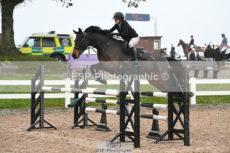 241103A-110337-07659 - SUN Cls 21 Snr Newcomers and 1.10m Open