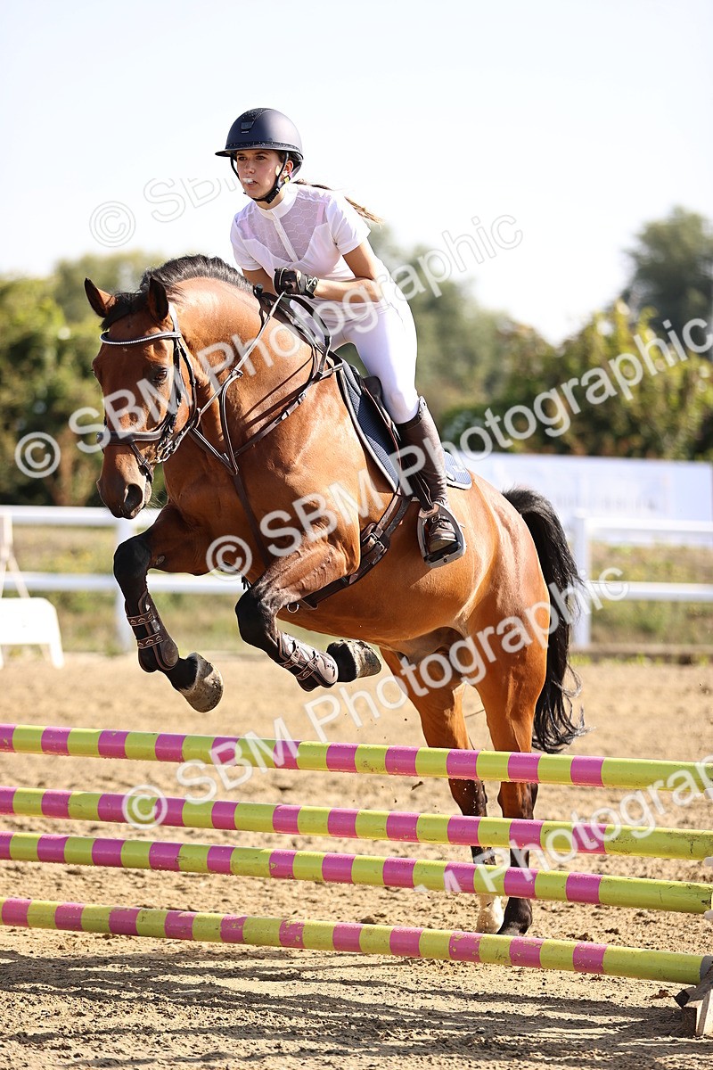 SBM_005493 - Class 8 - Clear Round