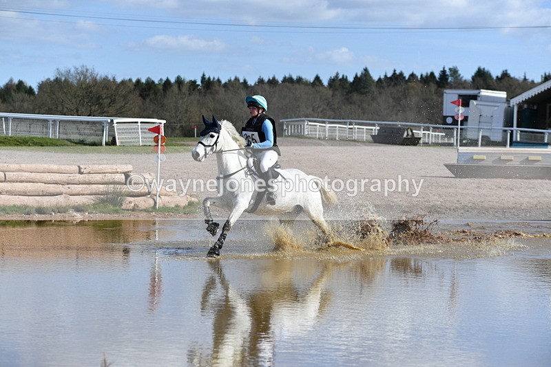 WJ5_8688 - Time 14:48 to 15:04