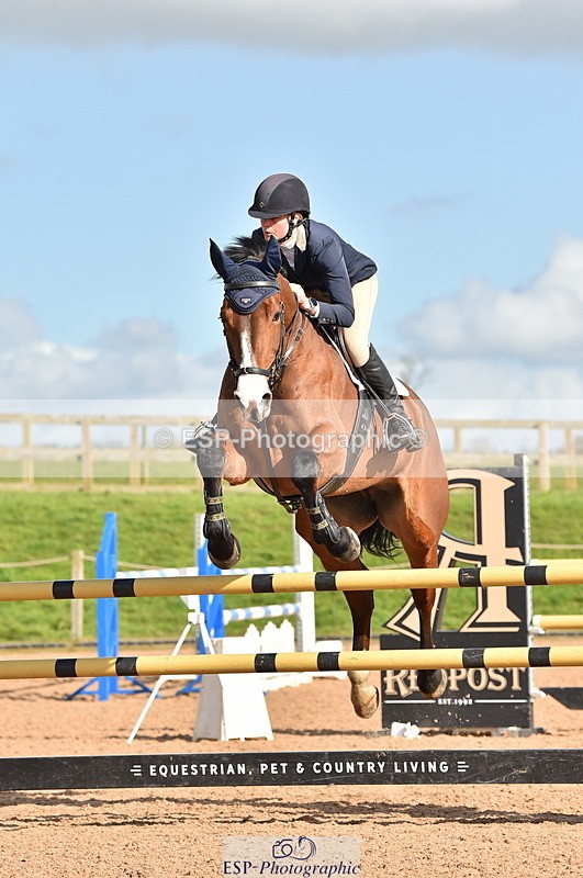 240306A-142040-01631 - Cls 4 Newcomers and 1.10m Open