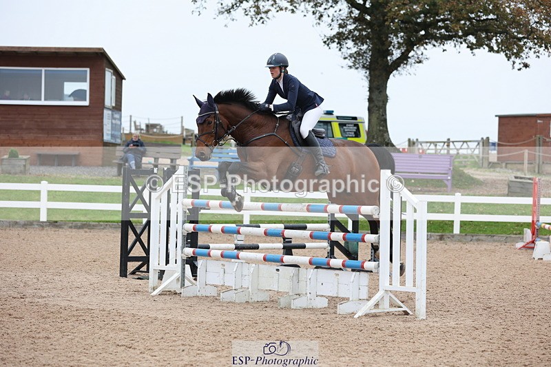 241101A-125836-01896 - FRI Cls 6 Foxhunter and 1.20m Open