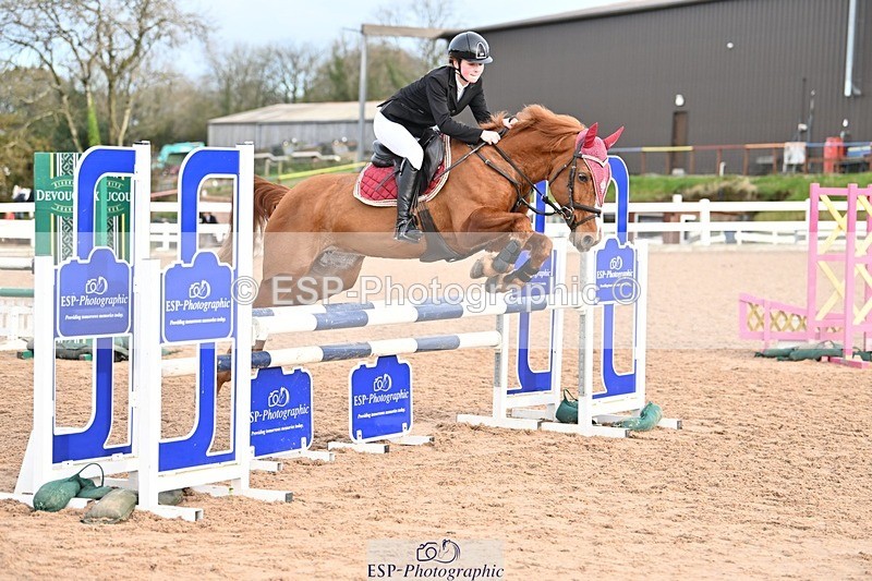 241117X-101115-03599 - Cls 09s Pony intro 90cm