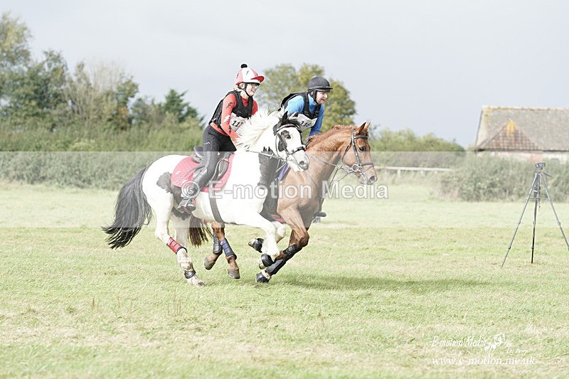  WWHT 031021 3689 - Intermediate Pairs (0.90m) 03/10/21