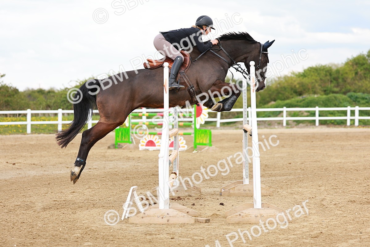 SBM_002641 - Class 5 - Senior Foxhunter - 1.20m