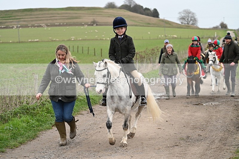 WJ7_1360 - Walk Home