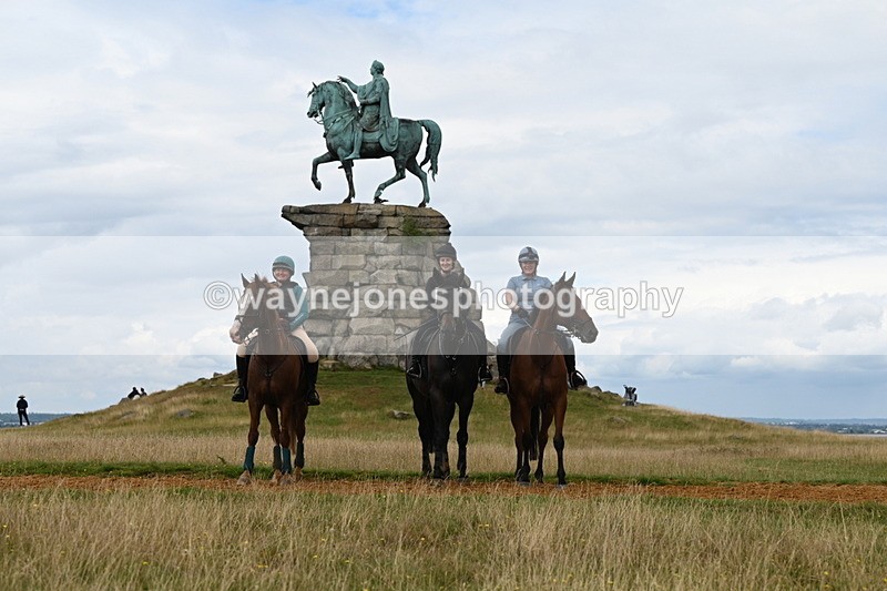 DSC_7565 - Time at Statue 13:16 to 13:52