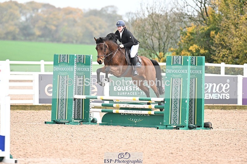 251105-094228-00028 - Clear round
