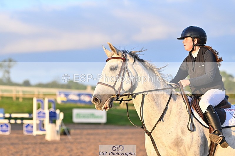 240628A-205422-02083 - Cls 8 Children on Horses 1.05m