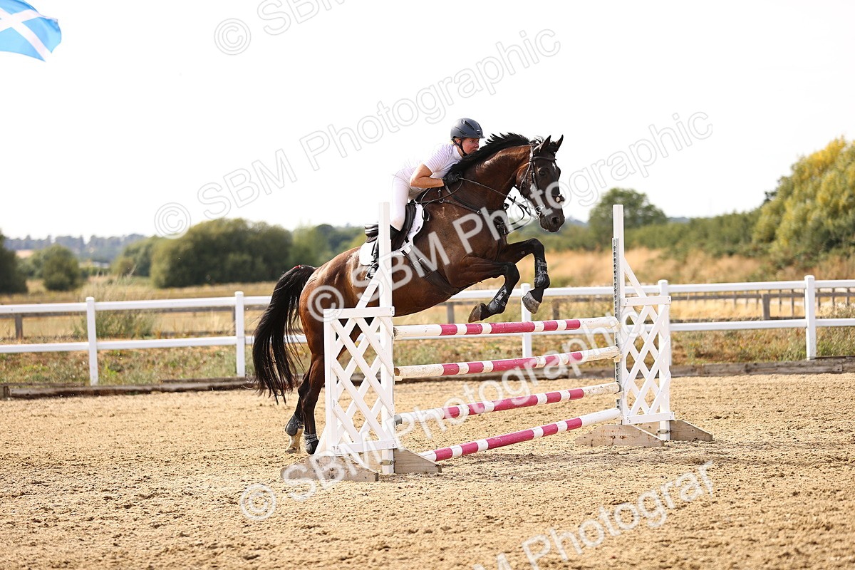 SBM_001715 - Class 6 - Senior Newcomers 1.10m