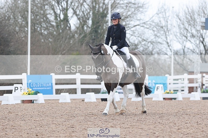 250216-101602-04857 - 138-Lisa.Counsell-Paris.Party.Girl