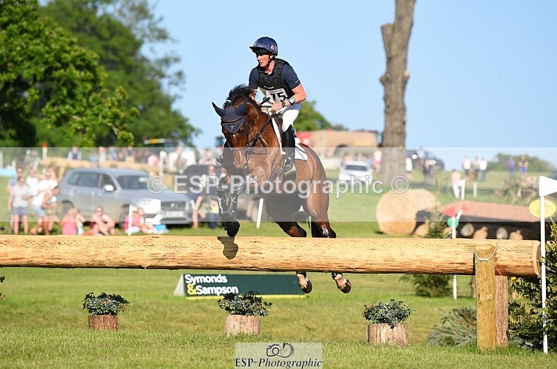 230527-181424-13770 - 175-MONBEG_EQUITY-Tom_McEwen-XC