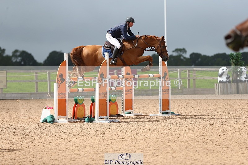 230812A-121202-08799 - Cls 32 Foxhunter