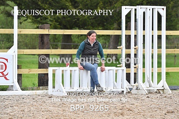 BPP_9265 - CLASS 30 SUN Senior Newcomers/ 1.10m Open