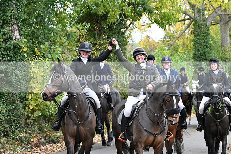 WJ7_7237 - Walk Home..