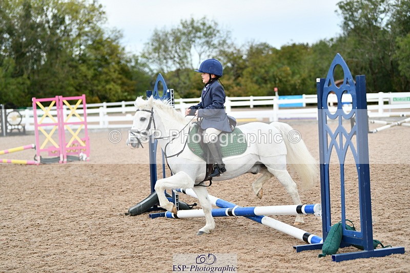 241013B-092440-00182 - Cls 1 Clear Round