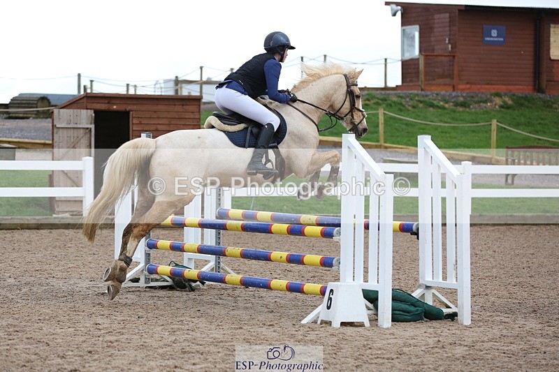 240211A-104552-02212 - Cls 4 Pony Discovery & 90cm Open