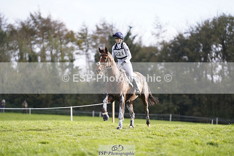 241025-152304-10455 - 221-Ivy.Fisher-BALIEF.DE.REVE