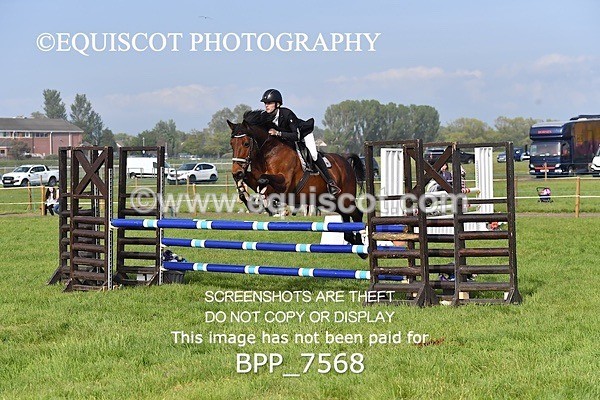 BPP_7568 - CLASS 6 Nisbets Fresh From The Farm & The Golf Inn 1.00m Amateur Championship
