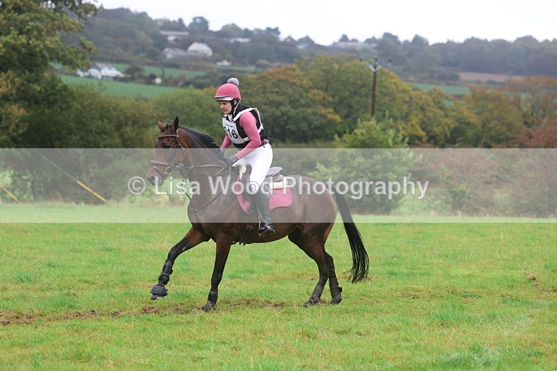 3E7A1745 - Class 3: 70cm Pairs: Half Roll Top