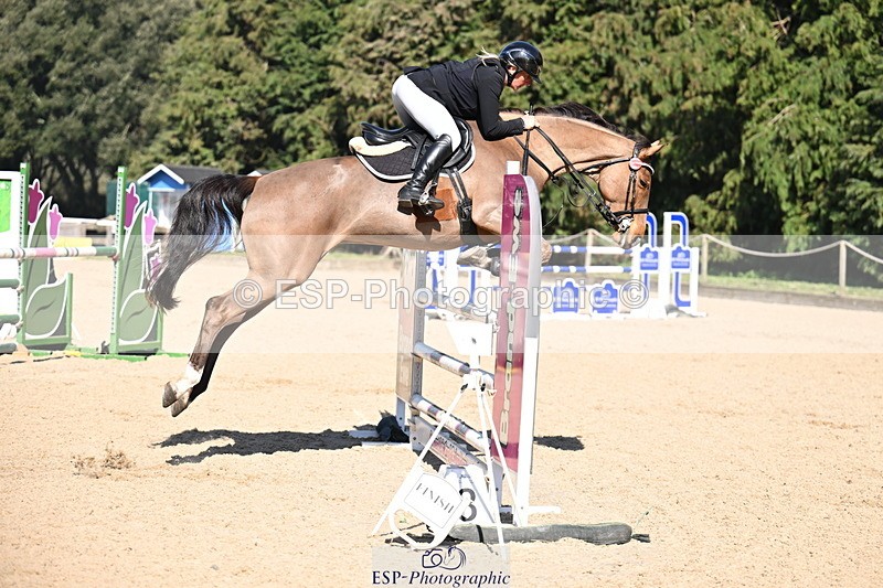 260321A-134347-00828 - 5 Newcomers 1m 10