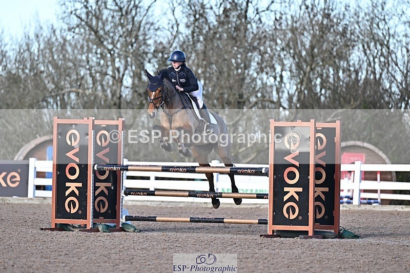 251203-125637-00592 - Cls 4 Newcomers and 1.10m Open