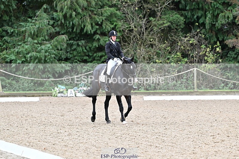 251022A-151916-00511 - B-111-Polly.Walker