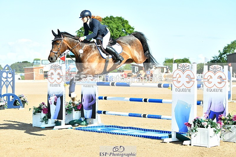 230720A-090526-01570 - Cls 1, 2 Star Small 1.30m