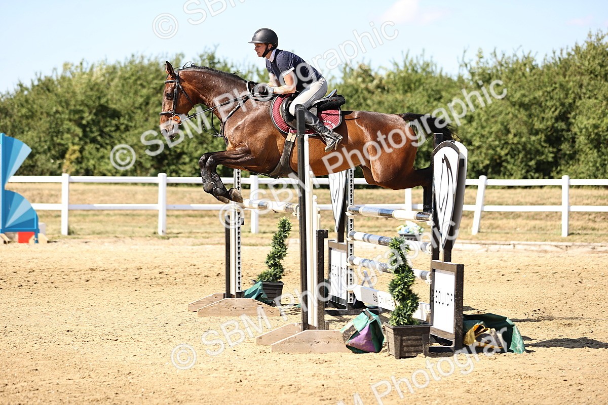 SBM_015375 - Class 16 - Senior foxhunter - 1.20m Open
