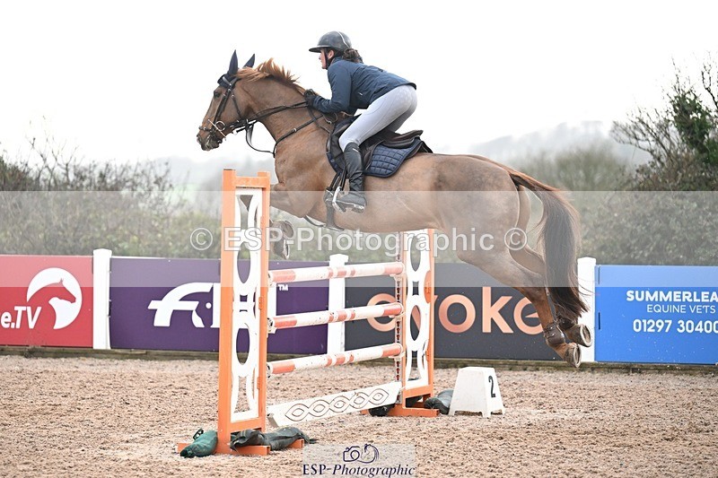 251206-135730-01215 - Cls 13 Snr Foxhunter and 1.20m