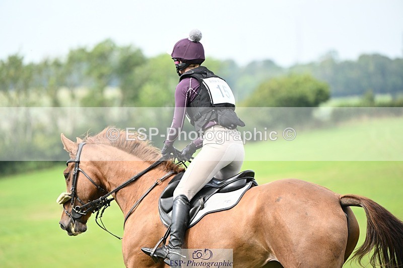 240831A-124138-02688 - 015-Morwenna.Barnicoat-AP.MY.DARLING.CLEMENTINE