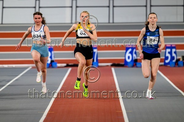 SenInd26-819313 - Track Female Set One