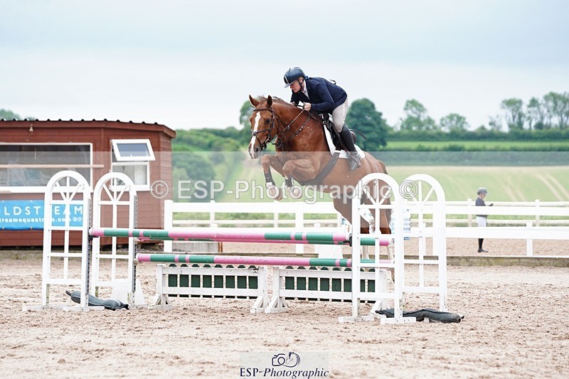 250524-115658-06479 - Cls 21 A&B Snr Disco & 1.00m Open