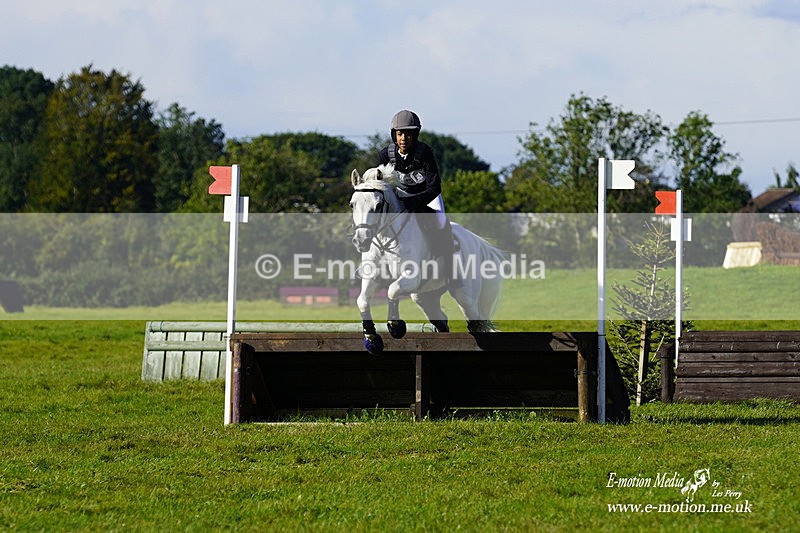  WWHT 031021 453 - WWEC Novice Restricted (0.80m) 18/10/20